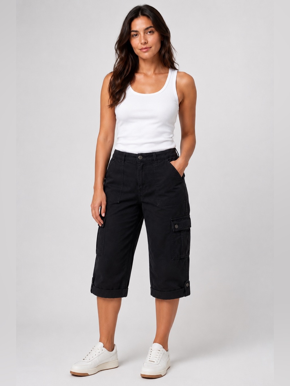 Lee Women’s Relaxed Fit Mid-Rise Cargo Capri Pants Black Size 12 Medium